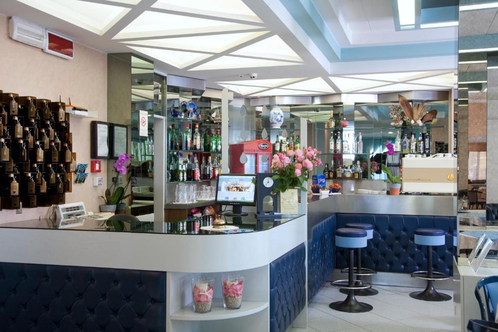 Hotel Norma Misano Adriatico Bagian luar foto