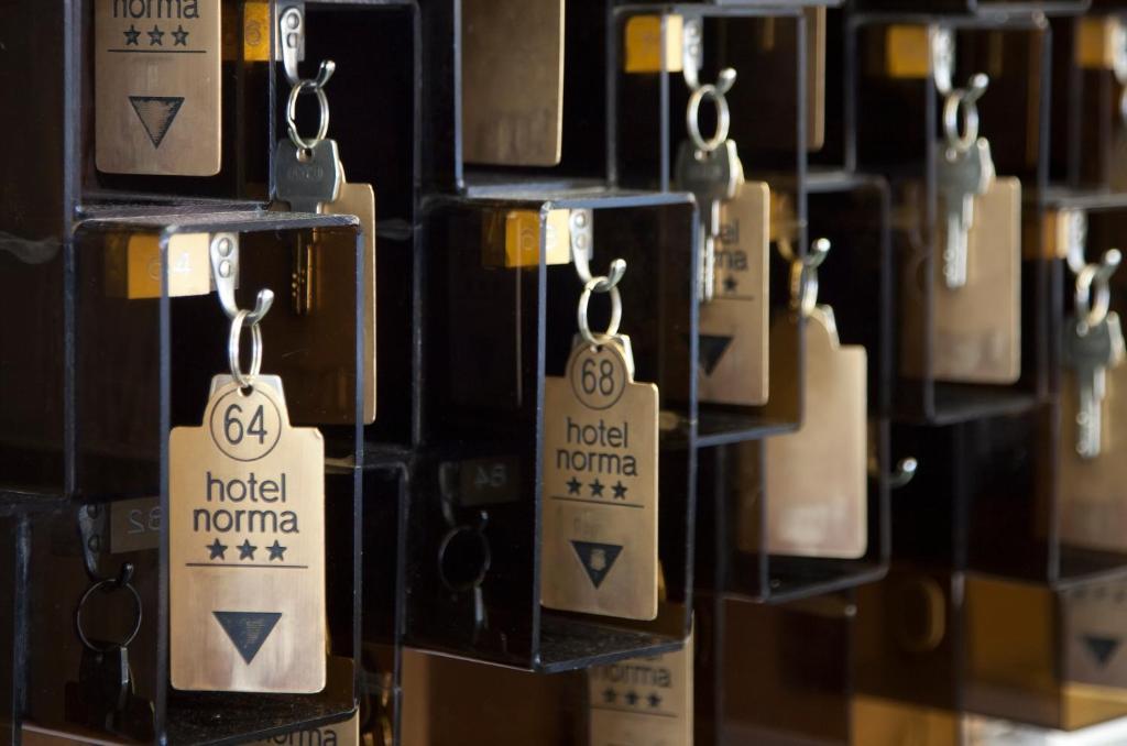 Hotel Norma Misano Adriatico Bagian luar foto